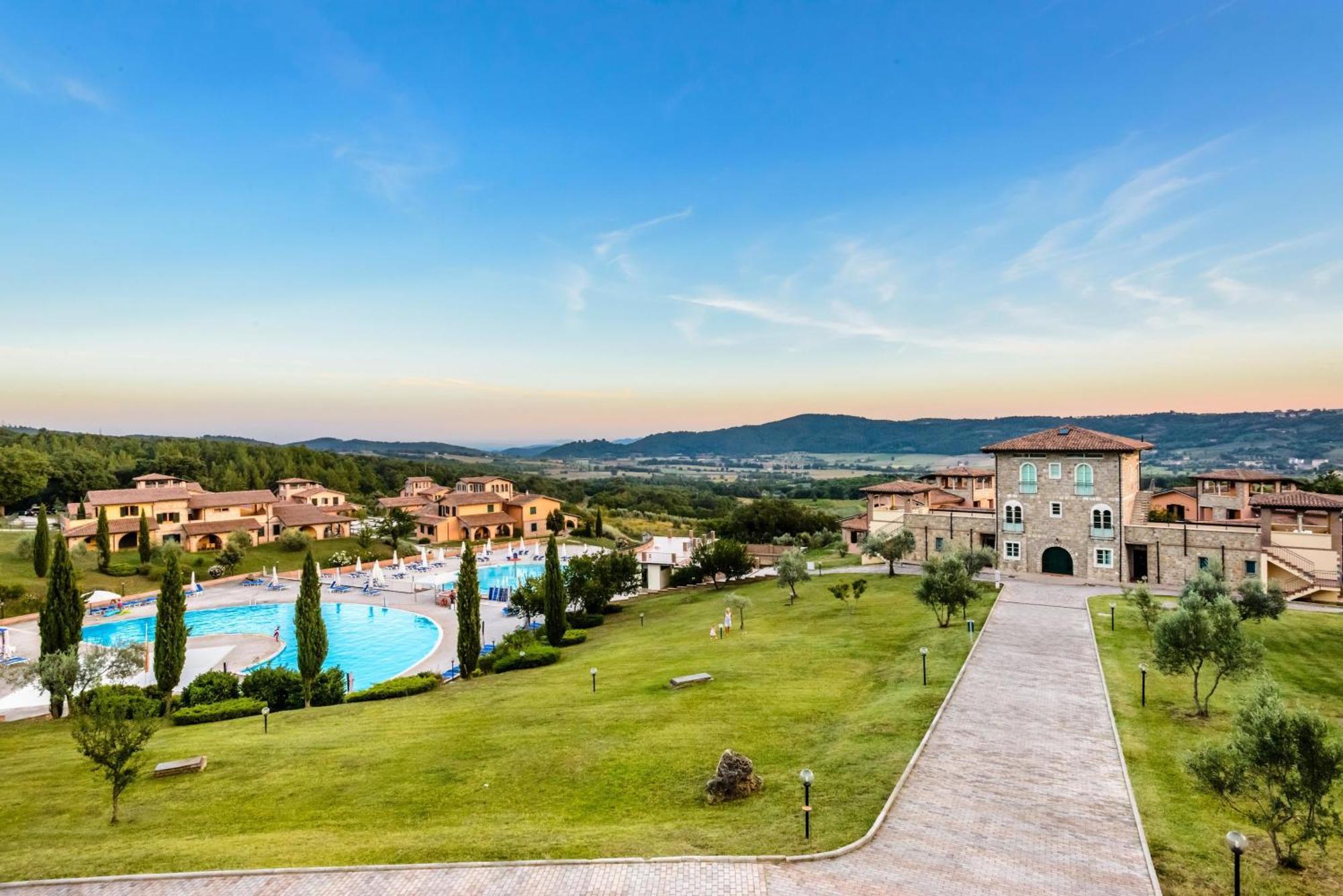 Residence With Swimming Pool Immersed In The Typical Tuscan Countryside Just 5 Minutes From Massa Marittima Podere Pian Mucini Exterior photo